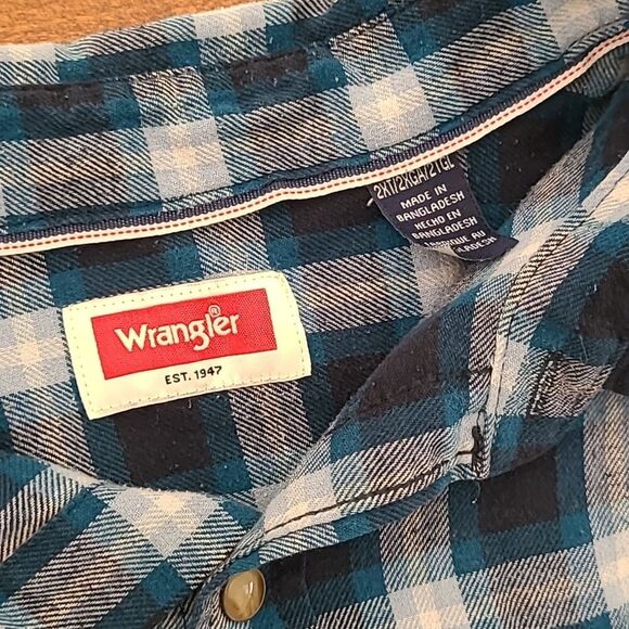 Wrangler plaid 2XT button up long sleeved shirt - Picture 6 of 9